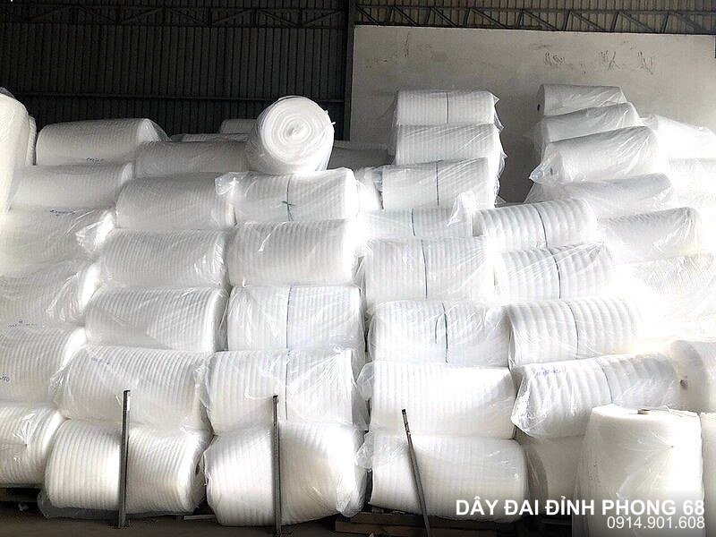 dinhphong68-279-enh-1.jpg Mút Xốp Hơi PE Foam Cuộn 100M